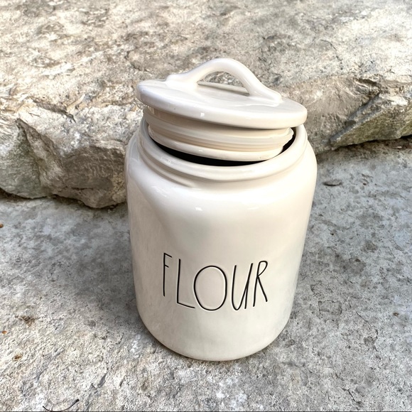 Rae Dunn FLOUR Large Letter 2018 Canister - Picture 5 of 14